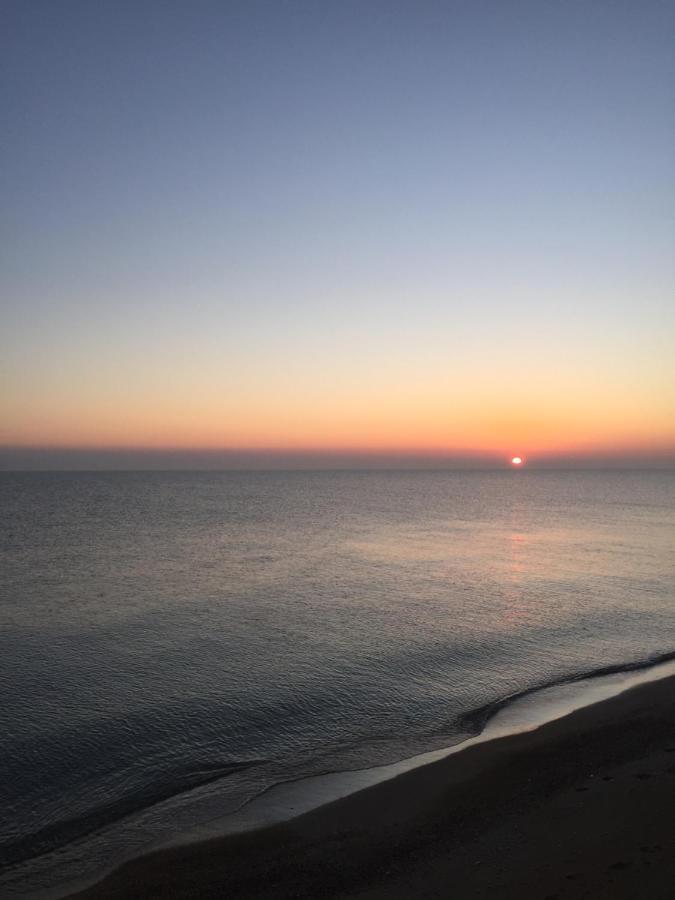 Emozione Marina - Appartamento Fronte Mare Marcelli Bagian luar foto